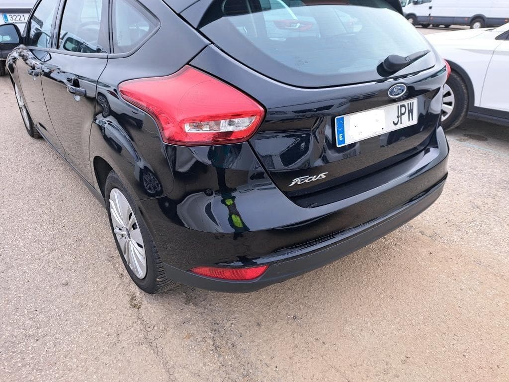 Foto 4 FORD FOCUS 1.5 TDCI  88KW  120CV TREND+